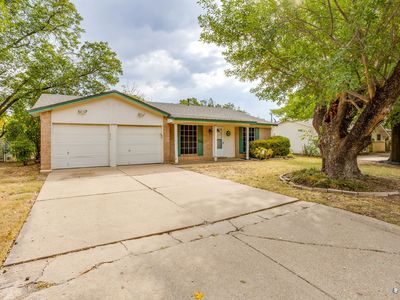 312 NW Wintercrest Rd