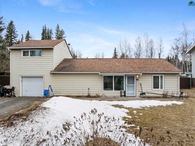 1730 Old Pioneer Way