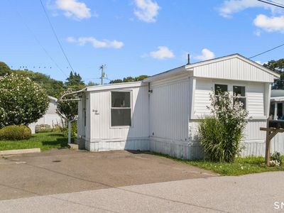 44 Linden Avenue North