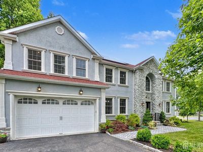 232 W Shirley Ave