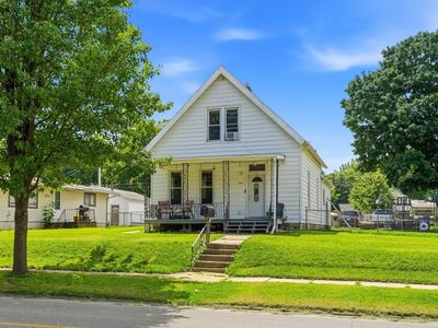 1605 S Central Ave