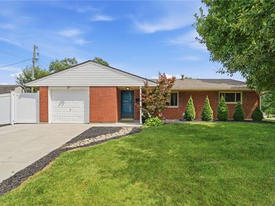 150 Catalpa Dr