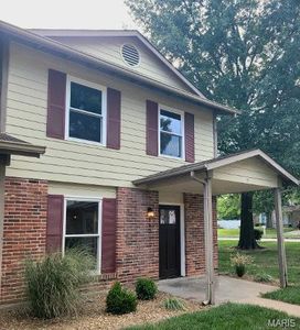 Property at 39 Park Charles Blvd S APT D, Saint Peters, MO