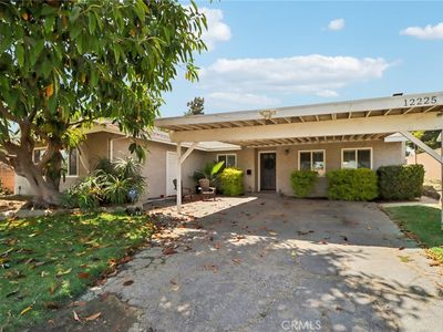 12225 Terra Bella St