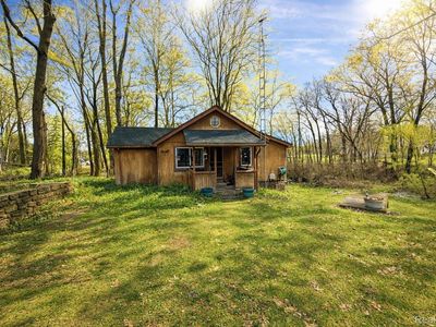 Property at 10044 Locust Dr, Fenton, MI