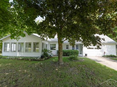 325 E Isabella Rd