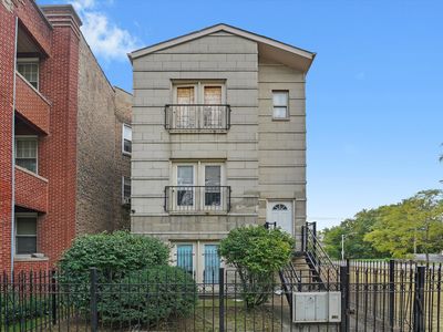 1453 W Garfield Blvd #2
