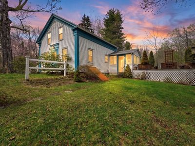 49 Russell Stage Rd