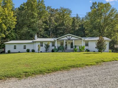 648 Tottys Bend Loop