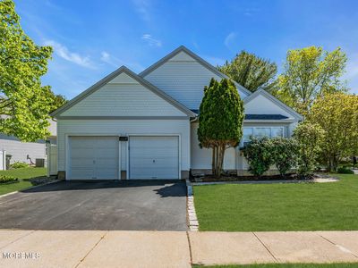 2 Bedford Court