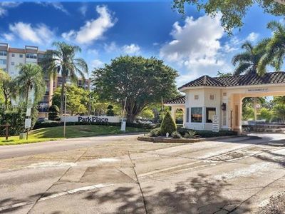 1300 Saint Charles Pl APT L22