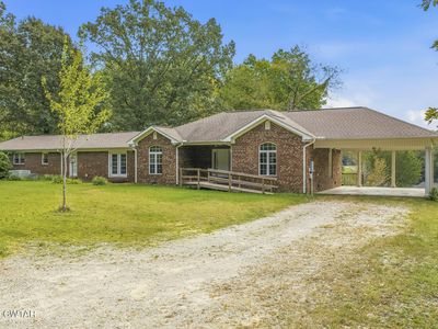 221 Dickson Ln