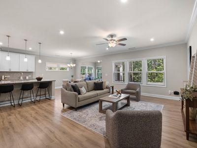 1021 Talbot Pl