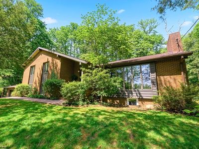606 Poplar Woods Dr