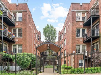 1659 W Pratt Blvd APT 3A