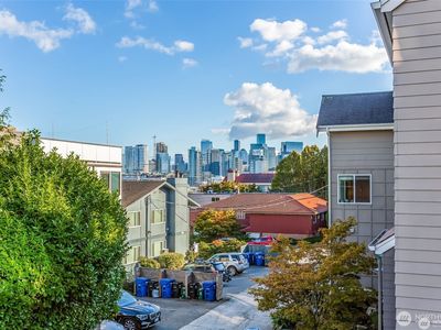 1214 Taylor Avenue N #201
