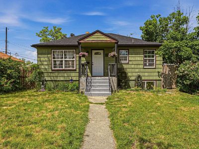 1121 E Carlisle Ave