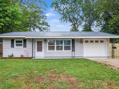 735 White Pigeon Rd