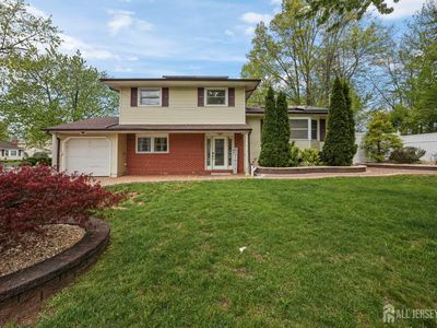 1351 Suwanee Dr