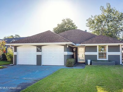 760 Whitney Dr