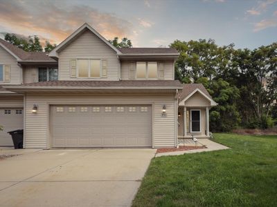 998 Coggins Ct
