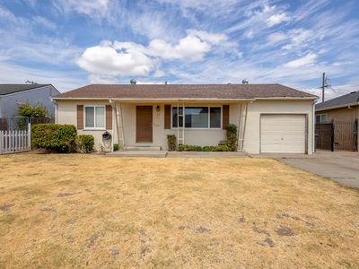 Property at 39 E Gibson St, Stockton, CA