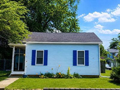214 W Front St