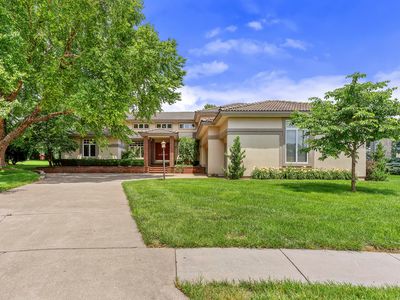 3733 E Cromwell Lane