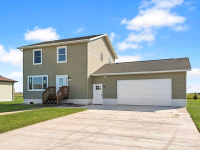 Property at 408 Kelsey St, Elkton, SD
