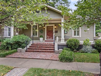 1940 Carr Ave