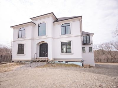 12 Gianna Dr