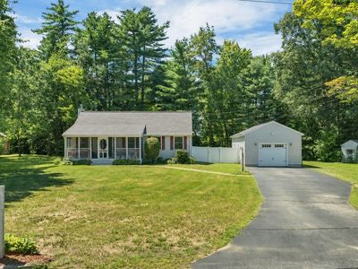6 Putney Avenue