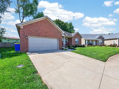 2748 Pointe Ct