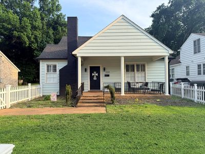 320 W Cooper Ave