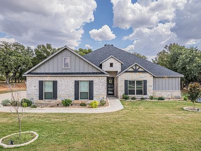 113 Oaks Springs Ln