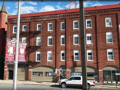 503-525 Albany St
