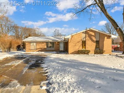 Property at 20520 Secluded Ln, Southfield, MI