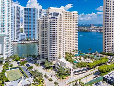 888 Brickell Key Dr APT 1807