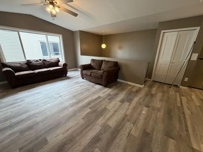 557 Kendall Dr