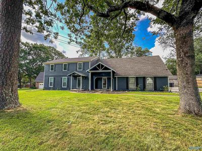 1008 Way Thru The Woods SW