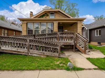 1422 North Ave
