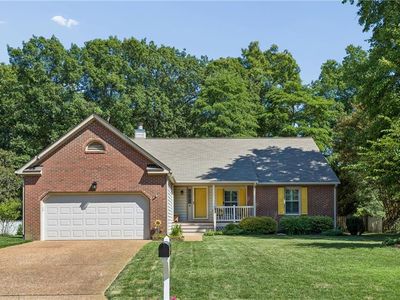 3005 Camrose Dr