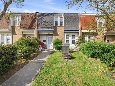 5816 S Cherokee Cluster