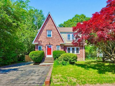 33 Princess Rd