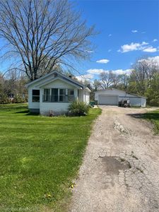 Property at 1908 Range Rd, Pt Huron, MI