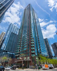 505 N McClurg Ct APT 3905