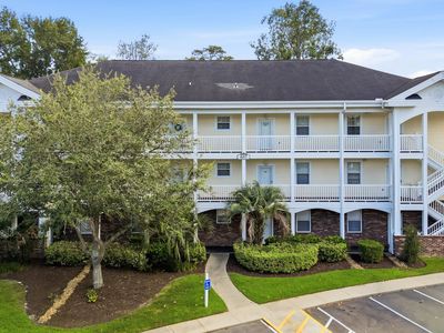 687 Riverwalk Dr. #201