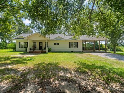 19 Hall Dr