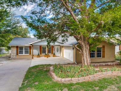105 N Craig Rd