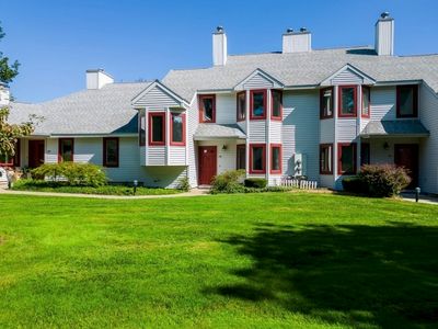 24 McIntosh Dr